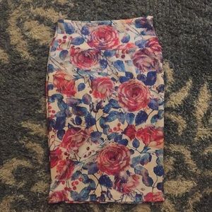 Lularoe RARE Flower Pattern Cassie Sz XS